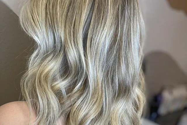 Why Choose Mini Blonding (A Guide to Mini Blonding)